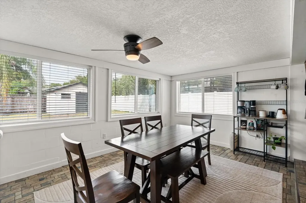 2211 Oregon Street Orlando FL 32803