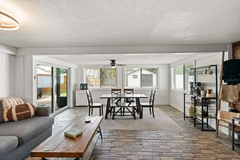 2211 Oregon Street Orlando FL 32803