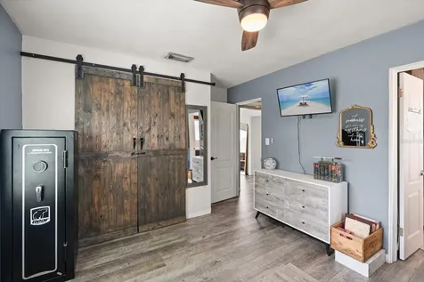 2211 Oregon Street Orlando FL 32803