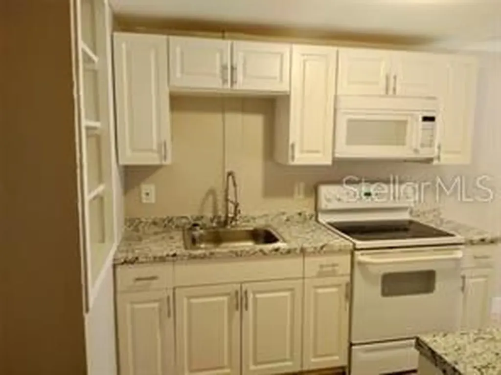 4204 N Manhattan Avenue Tampa FL 33614