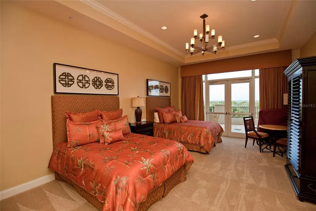 85 Avenue De La Mer Palm Coast FL 32137