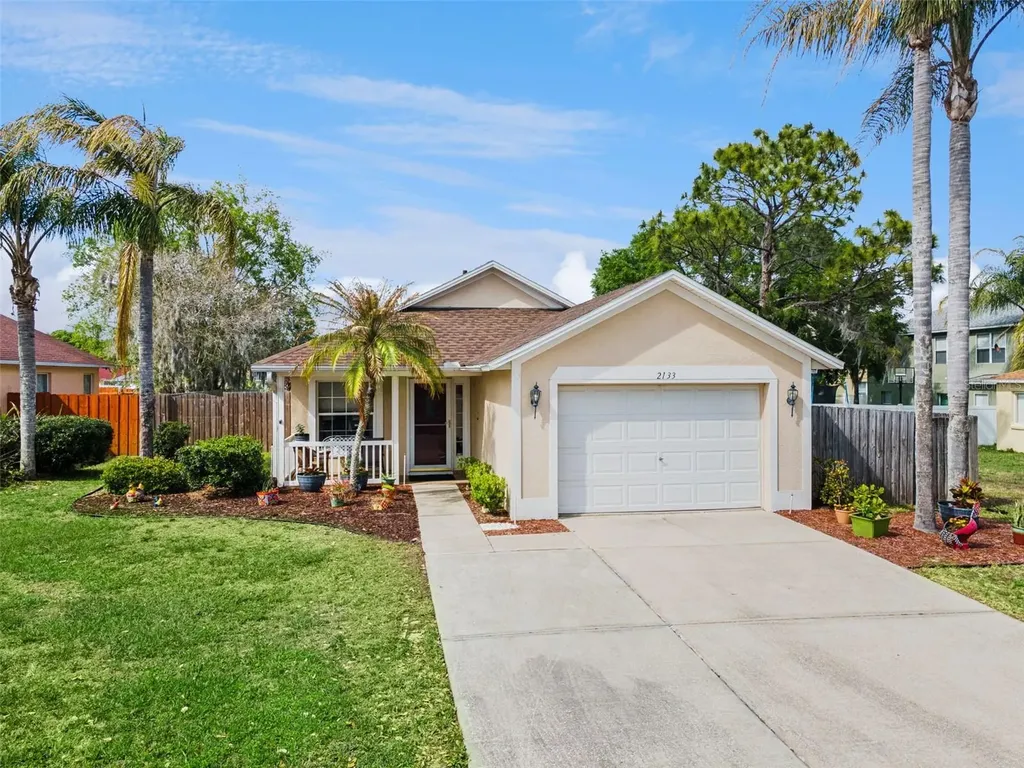 2133 Hunters Greene Drive Lakeland FL 33810