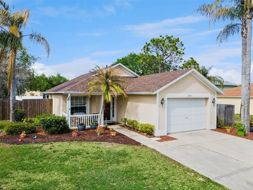 2133 Hunters Greene Drive Lakeland FL 33810