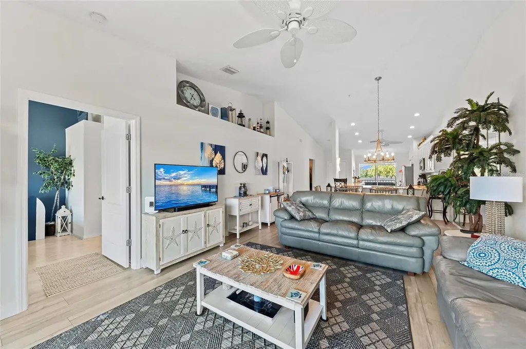 4639 Chapel Hill Drive Sarasota FL 34238