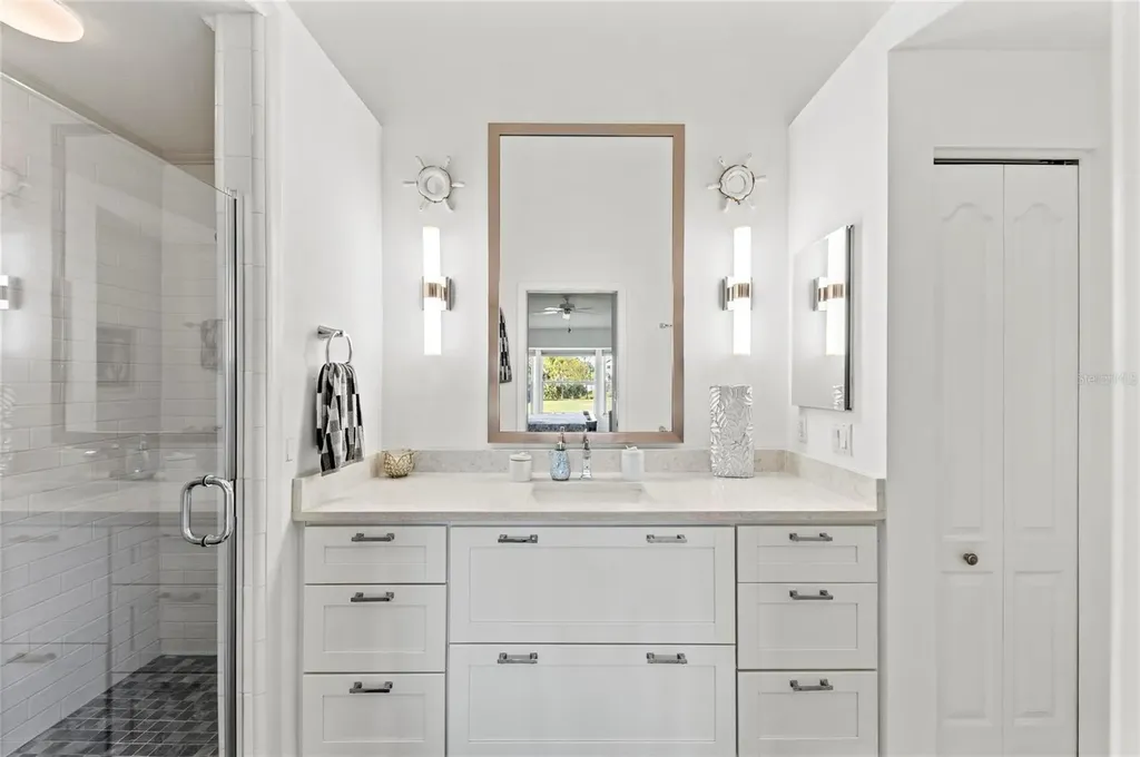 4639 Chapel Hill Drive Sarasota FL 34238