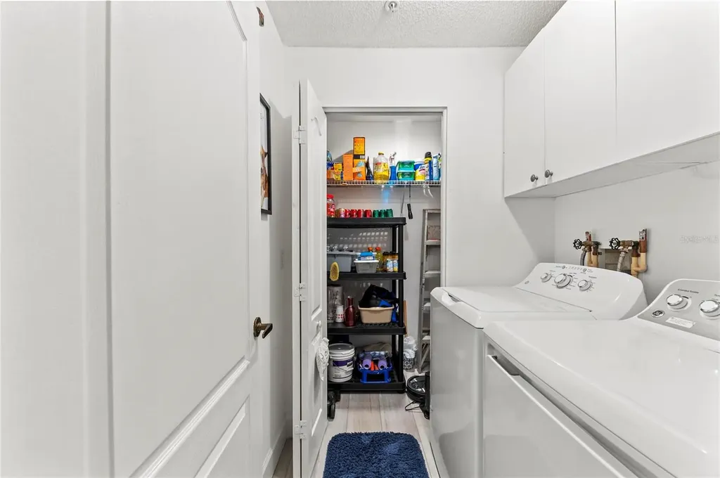 4639 Chapel Hill Drive Sarasota FL 34238