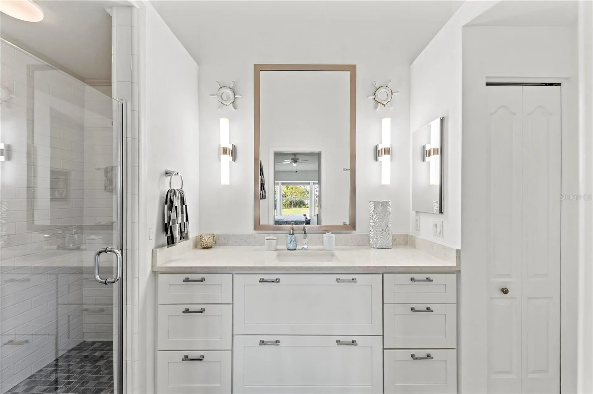 4639 Chapel Hill Drive Sarasota FL 34238