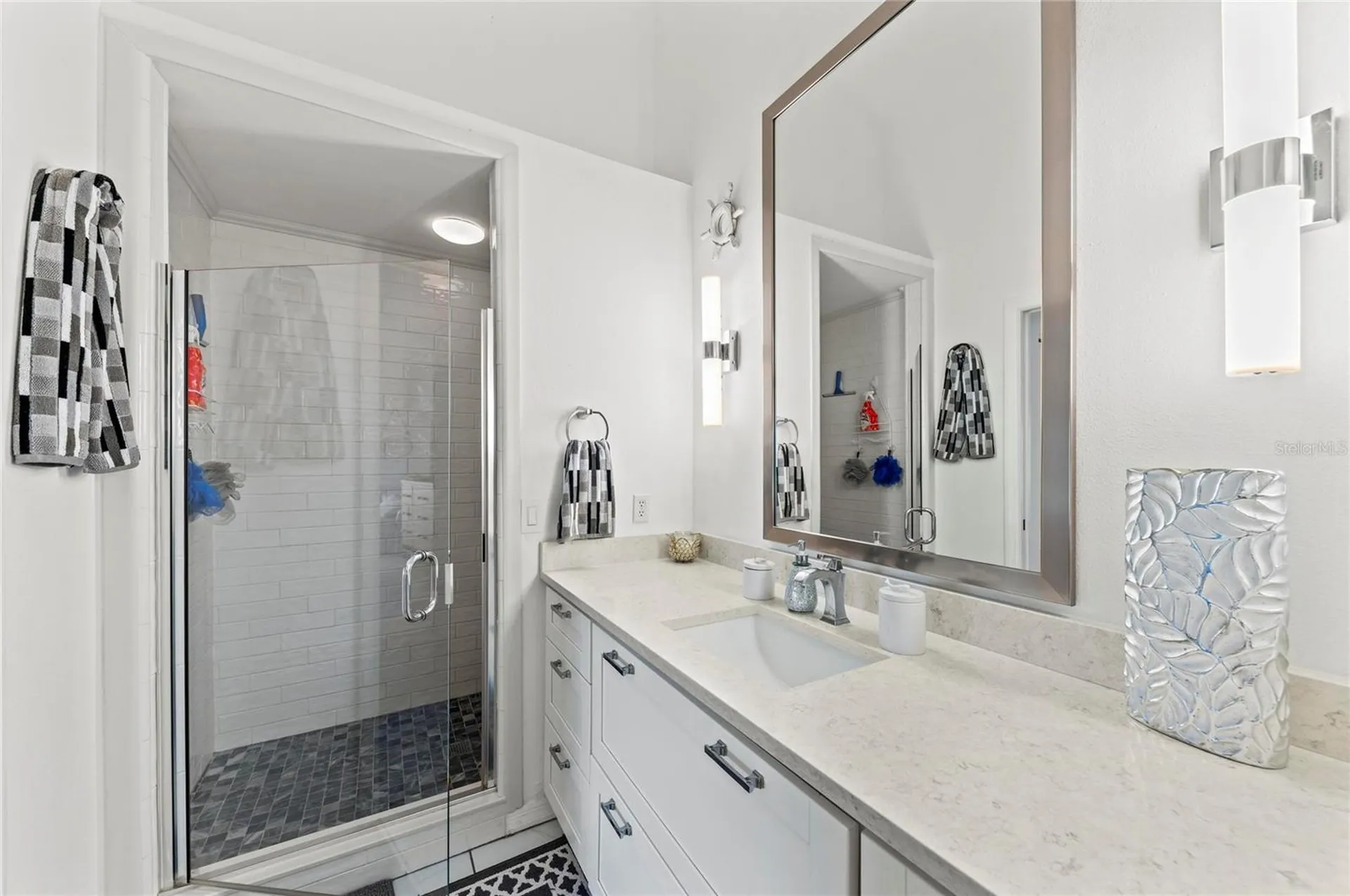 4639 Chapel Hill Drive Sarasota FL 34238