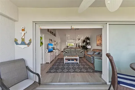 4639 Chapel Hill Drive Sarasota FL 34238