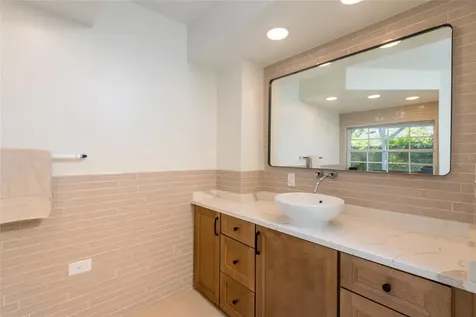 4704 W El Prado Boulevard Tampa FL 33629