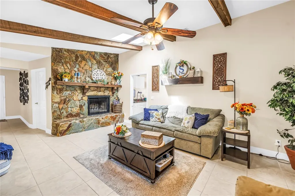 12487 93rd Avenue Seminole FL 33772