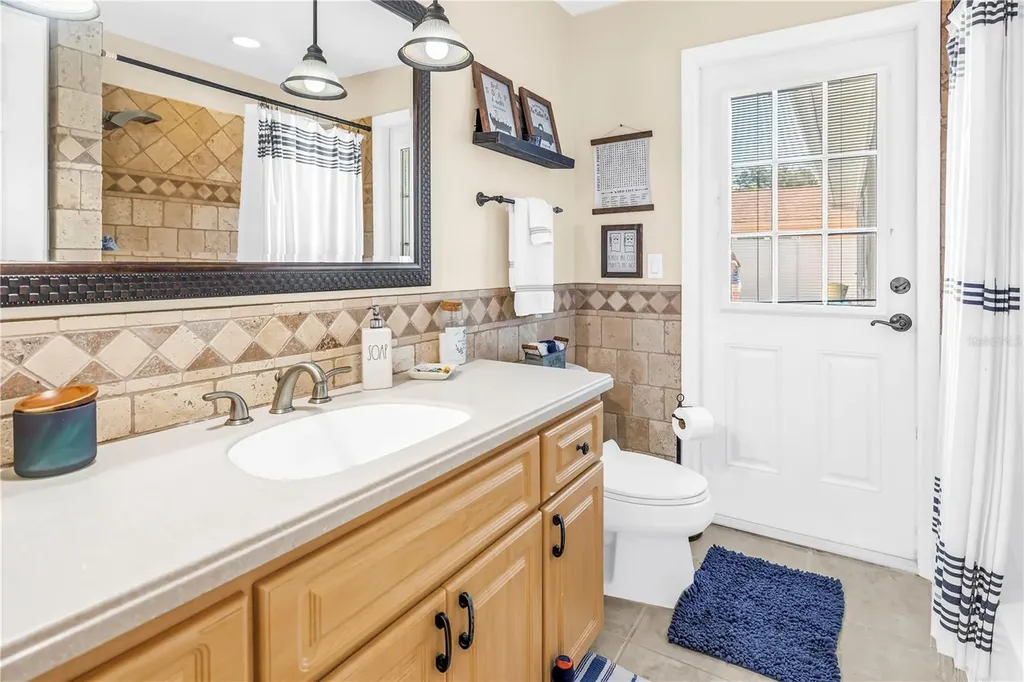 12487 93rd Avenue Seminole FL 33772
