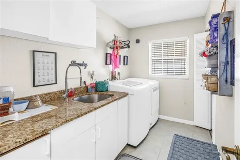 12487 93rd Avenue Seminole FL 33772