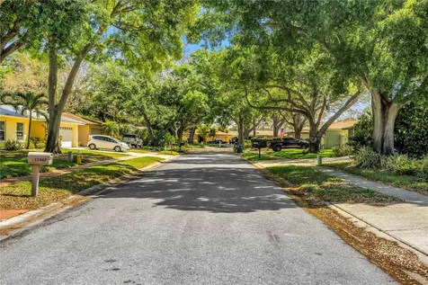 12487 93rd Avenue Seminole FL 33772