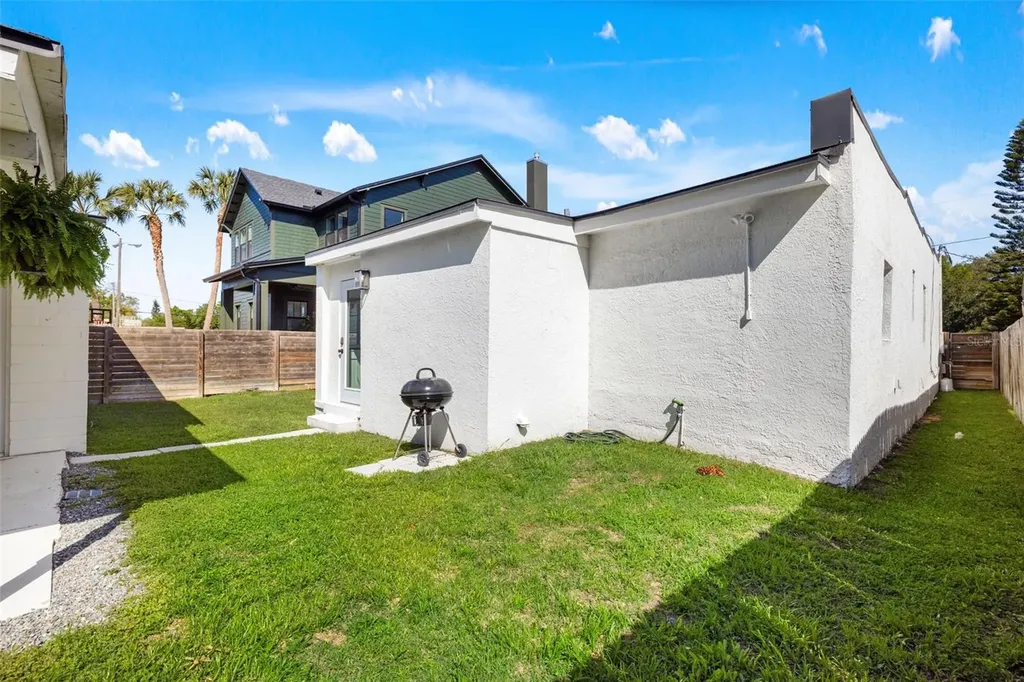 103 E Lambright Street Tampa FL 33604
