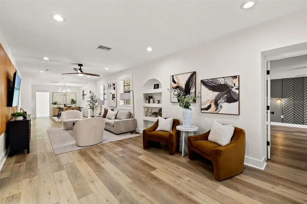 103 E Lambright Street Tampa FL 33604