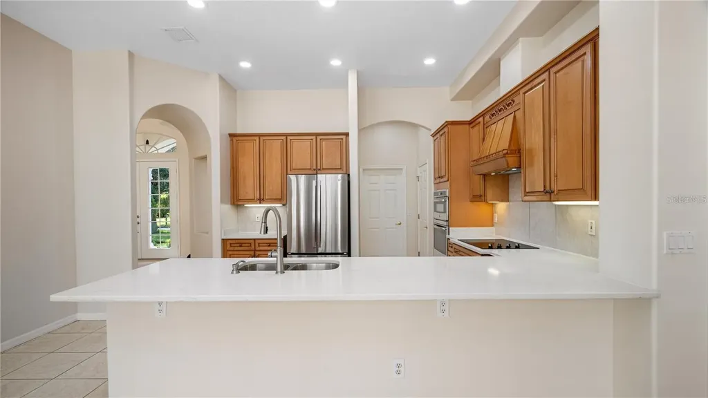 7773 Debeaubien Drive Orlando FL 32835