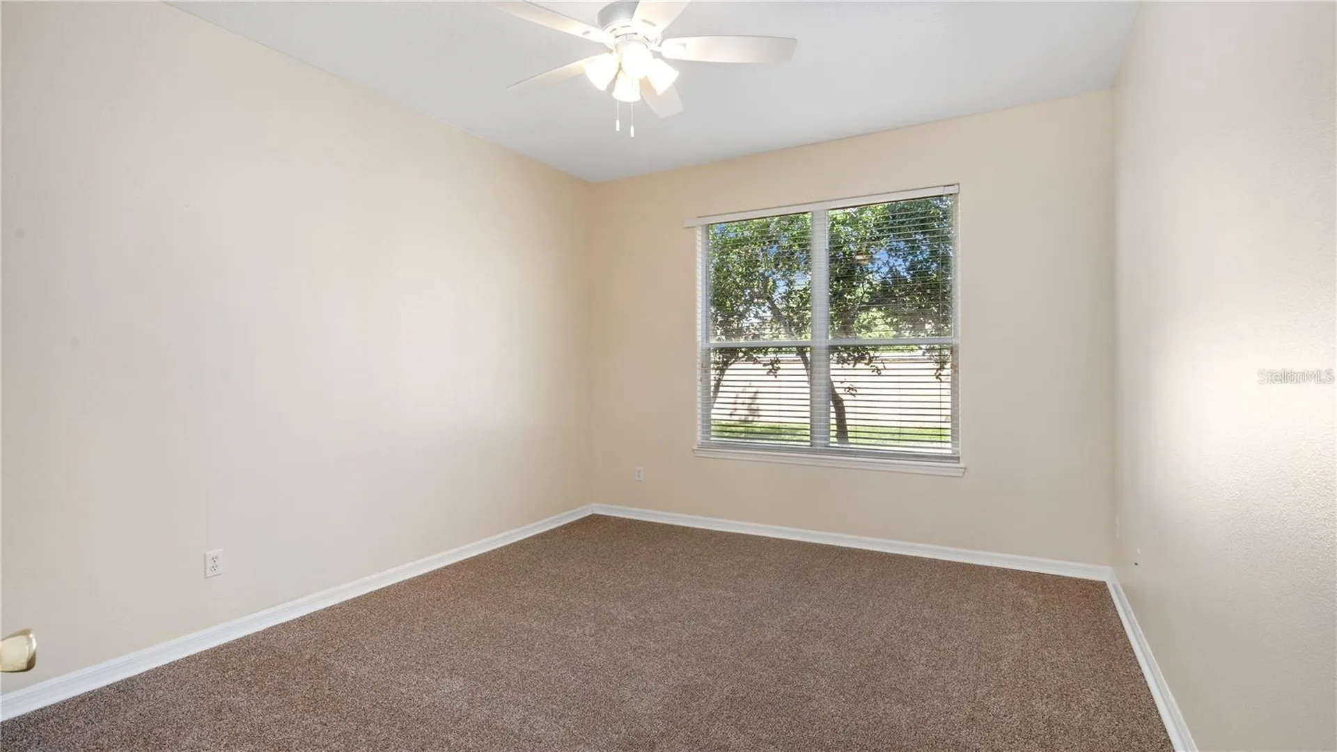 7773 Debeaubien Drive Orlando FL 32835