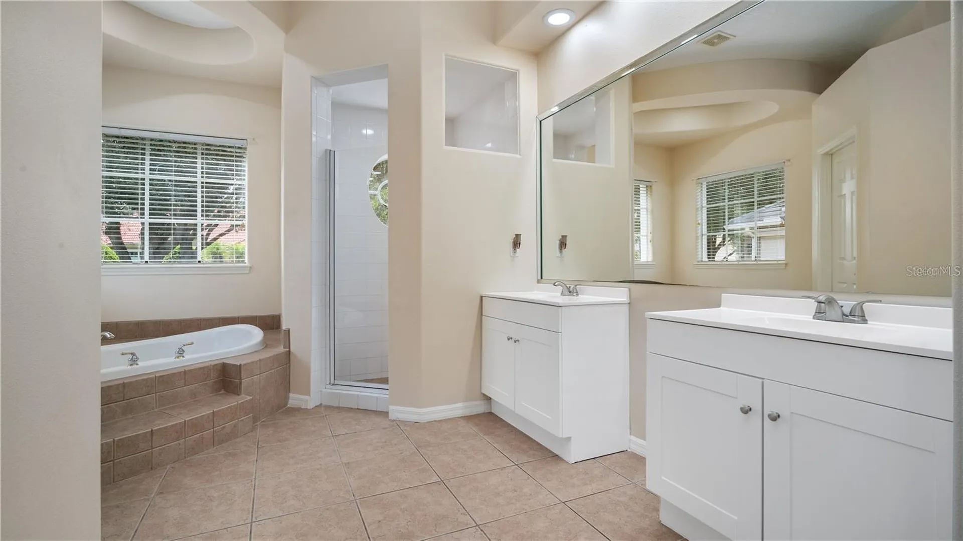 7773 Debeaubien Drive Orlando FL 32835