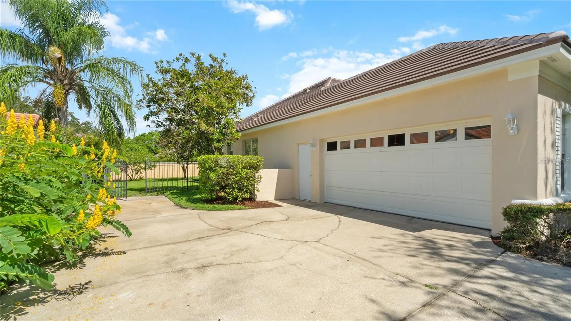 7773 Debeaubien Drive Orlando FL 32835