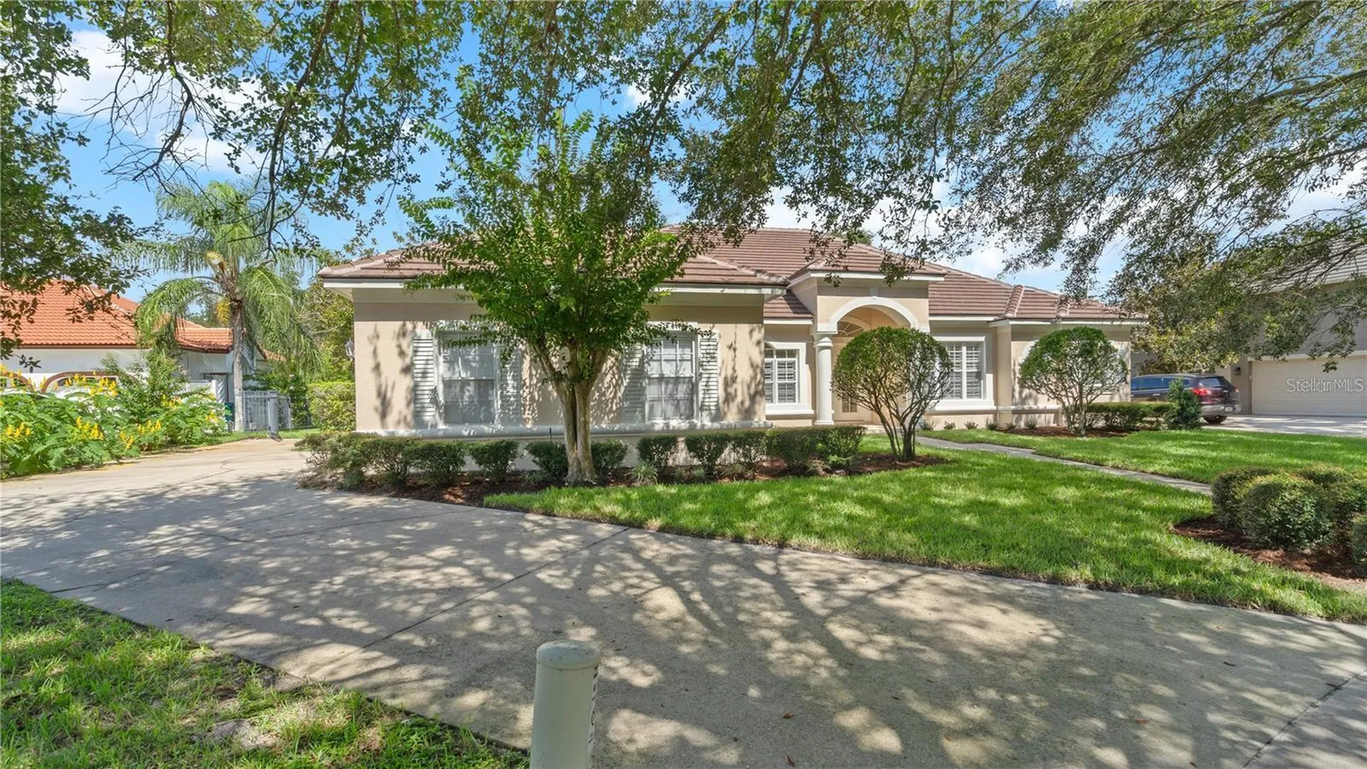 7773 Debeaubien Drive Orlando FL 32835