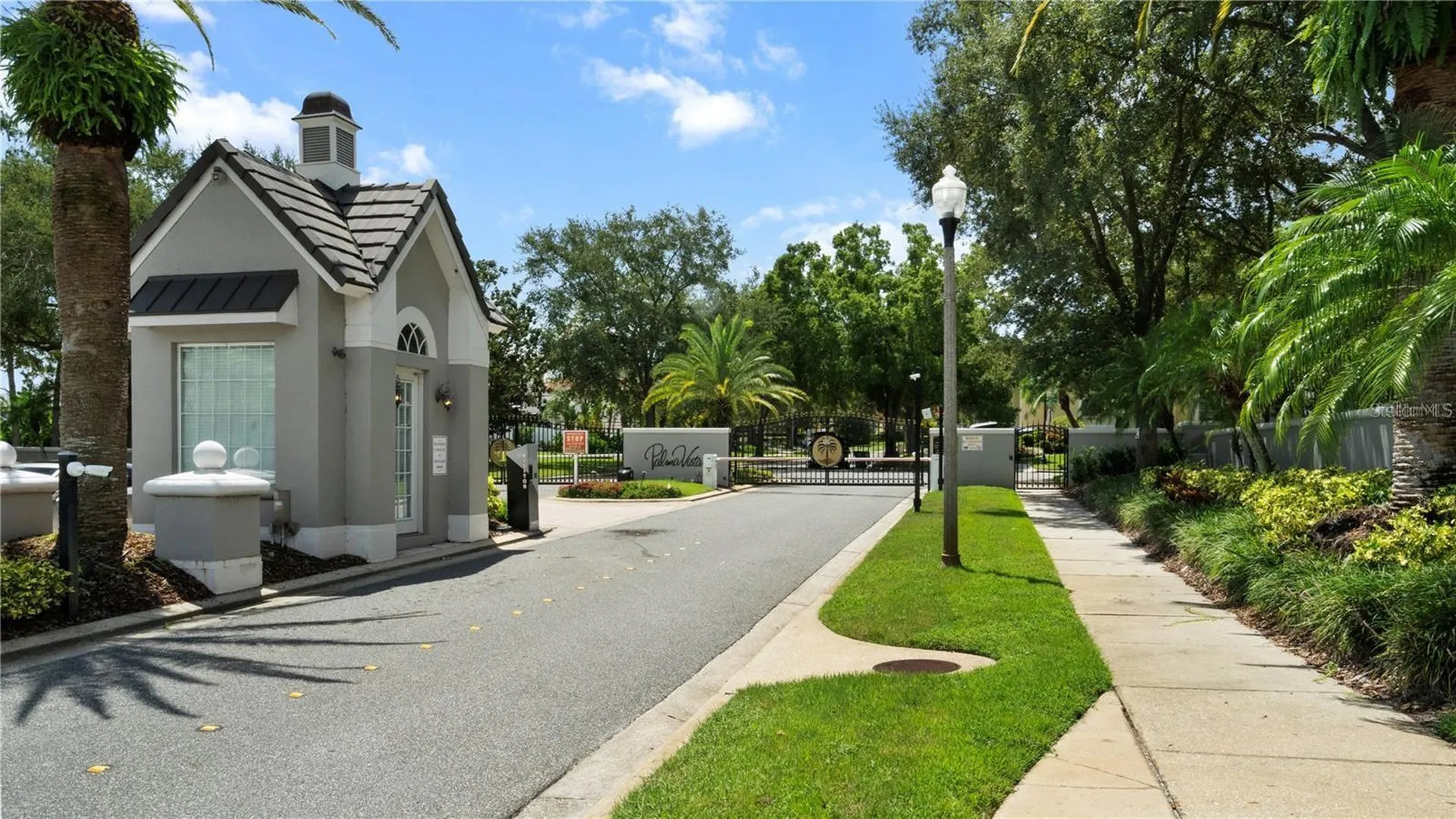 7773 Debeaubien Drive Orlando FL 32835