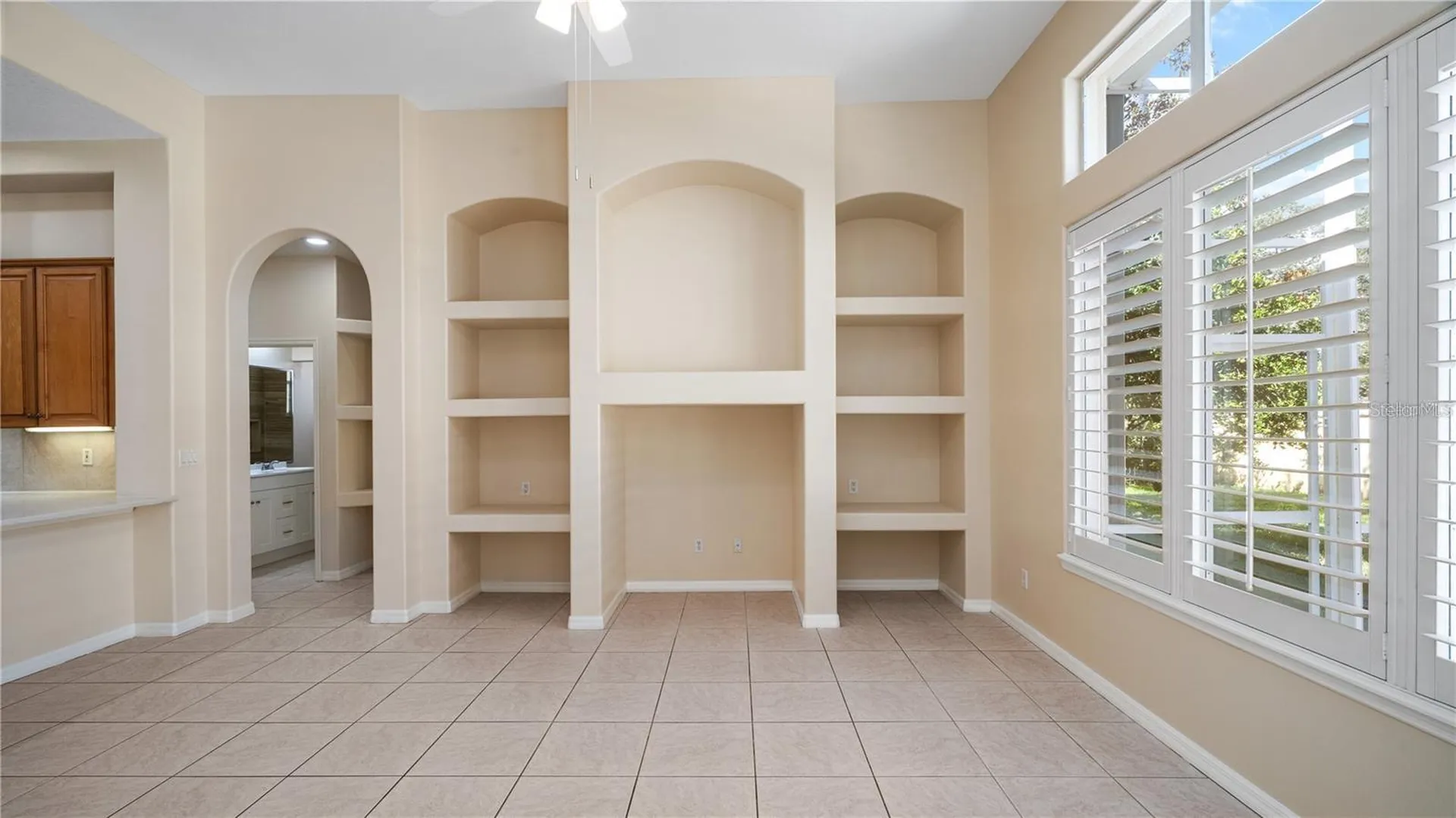 7773 Debeaubien Drive Orlando FL 32835