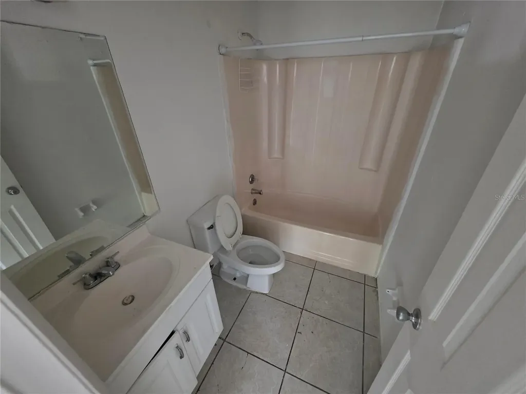 904 33rd Avenue E Bradenton FL 34208