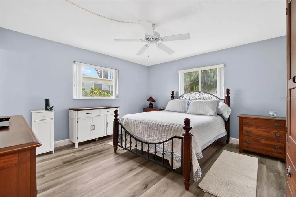 14362 93rd Avenue Seminole FL 33776