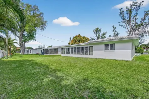 14362 93rd Avenue Seminole FL 33776