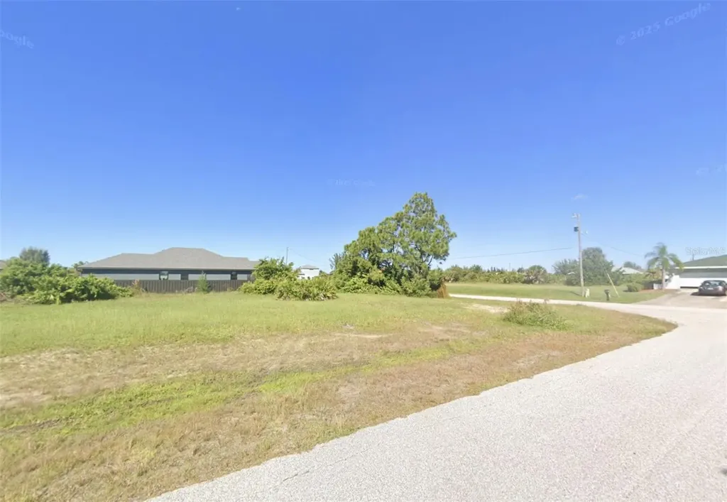 2416 NW 9th Terrace Cape Coral FL 33993