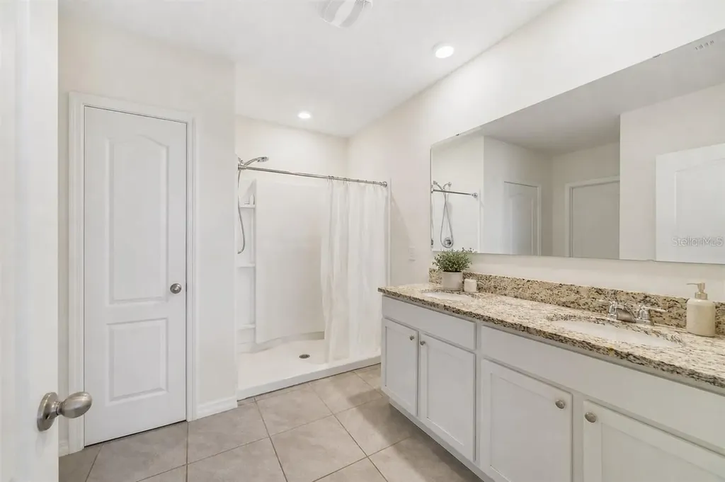 2135 E Old Mill Drive Deltona FL 32725