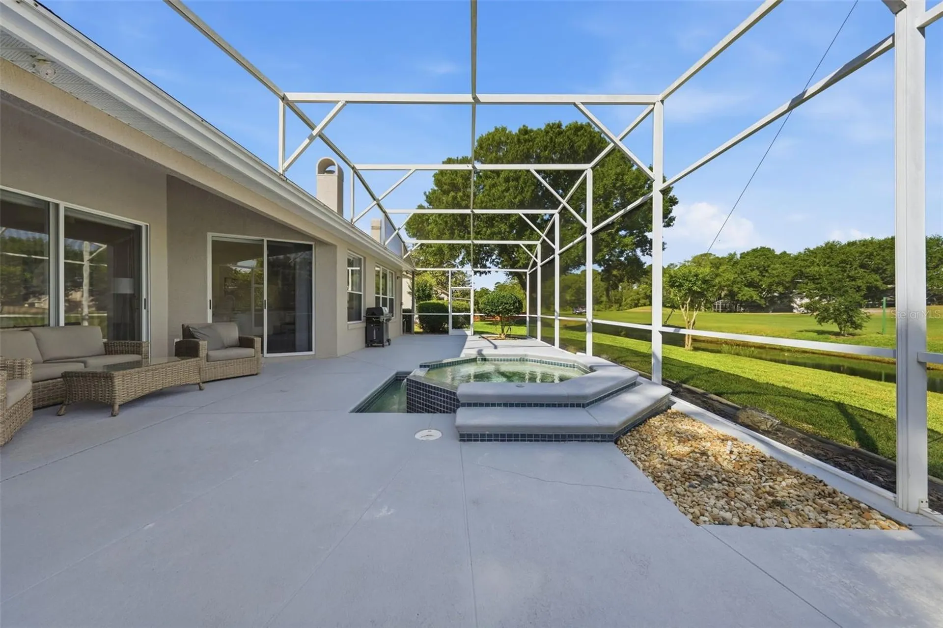 1941 Citrus Court Mount Dora FL 32757
