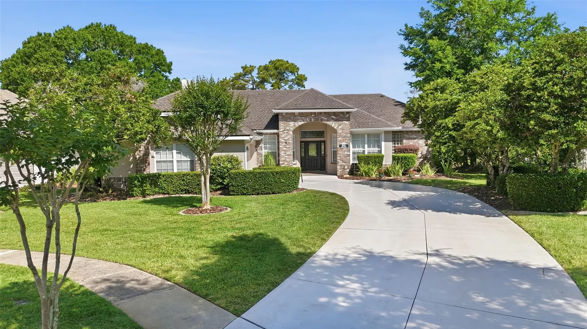 1941 Citrus Court Mount Dora FL 32757
