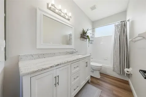 1941 Citrus Court Mount Dora FL 32757