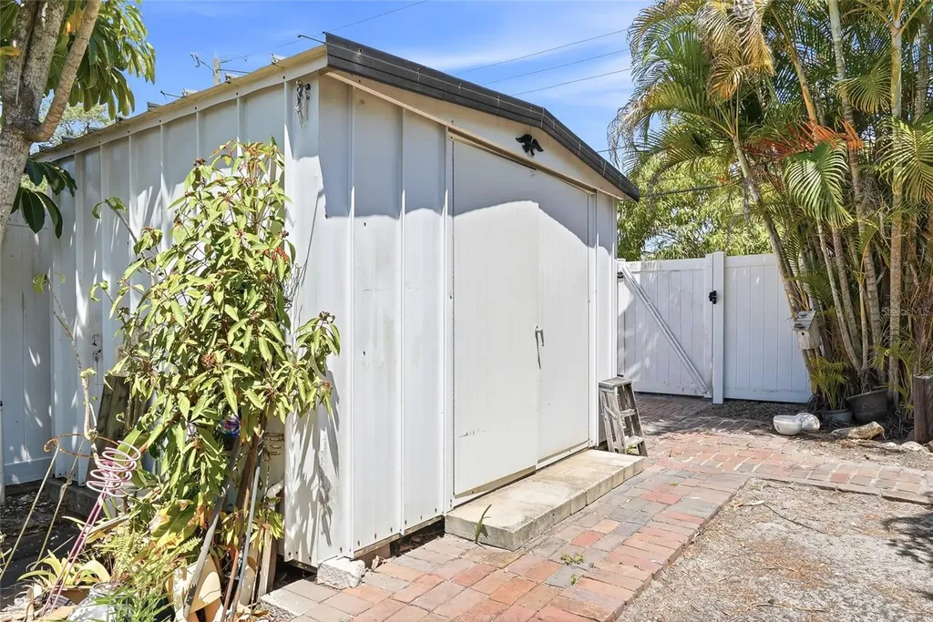 6127 4th Avenue S St Petersburg FL 33707