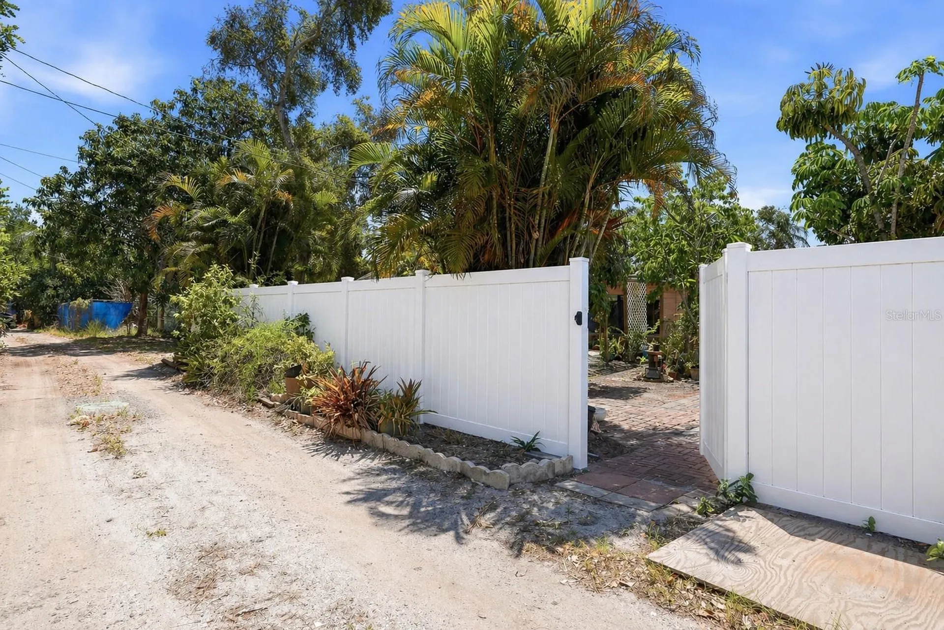 6127 4th Avenue S St Petersburg FL 33707