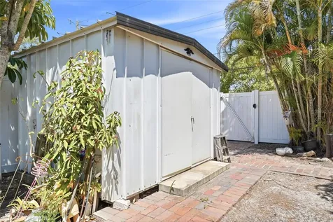 6127 4th Avenue S St Petersburg FL 33707