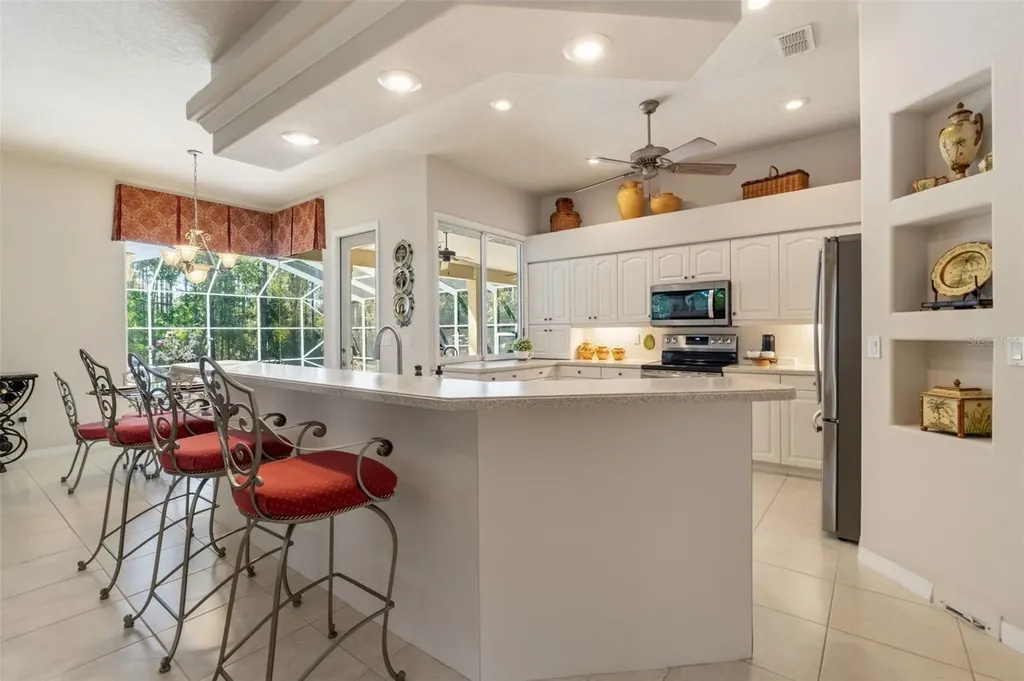 10260 Waters Edge Court Weeki Wachee FL 34613