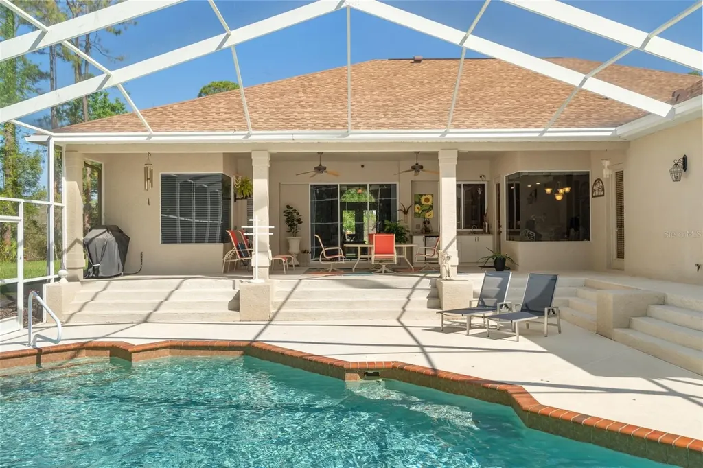 10260 Waters Edge Court Weeki Wachee FL 34613