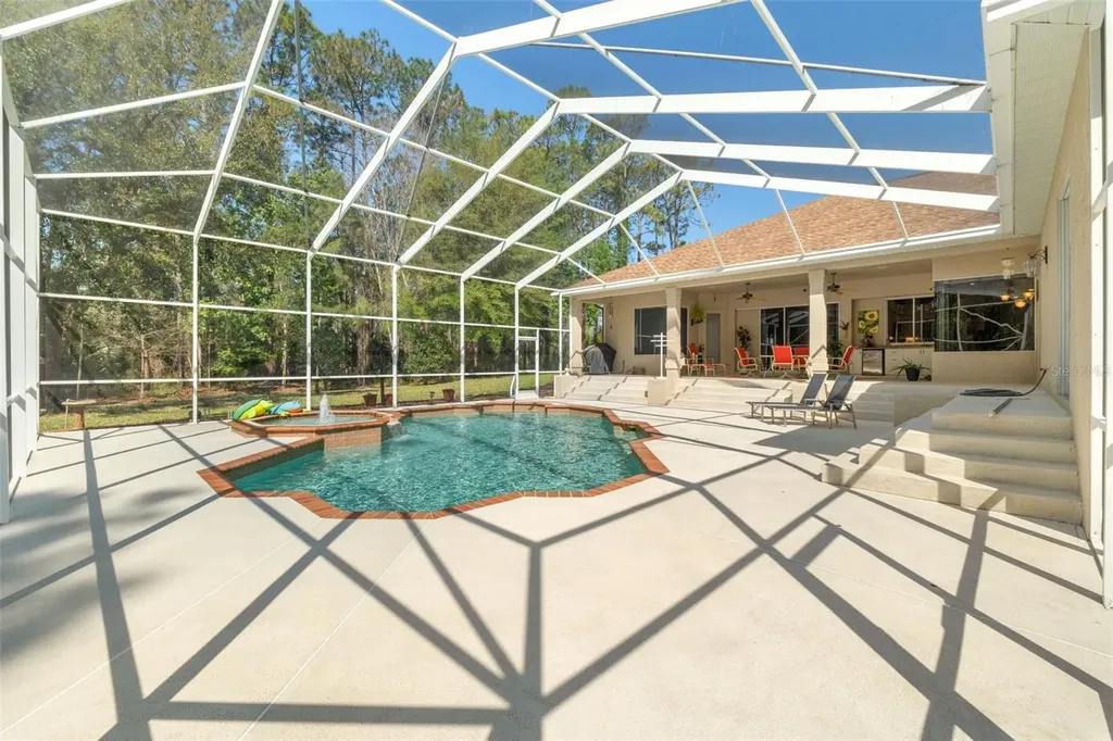 10260 Waters Edge Court Weeki Wachee FL 34613