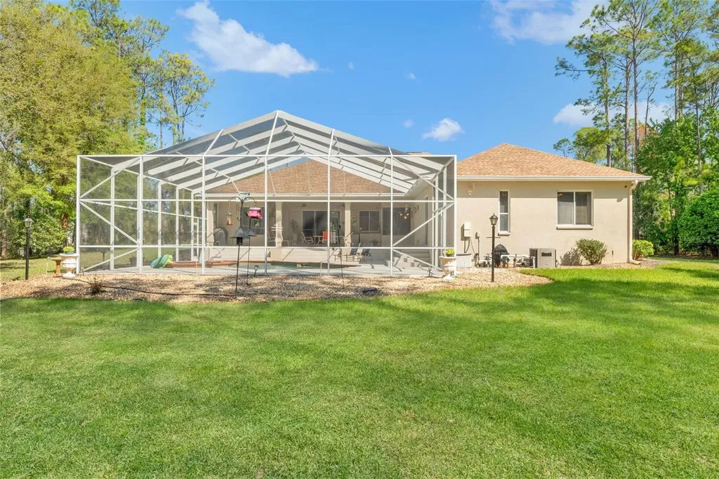 10260 Waters Edge Court Weeki Wachee FL 34613