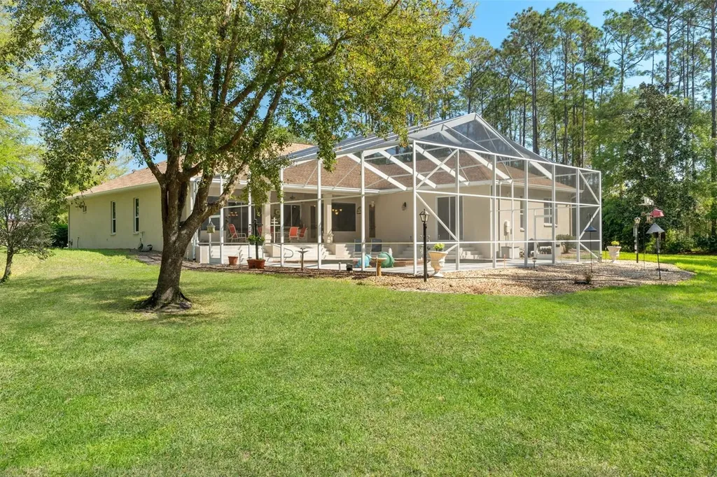 10260 Waters Edge Court Weeki Wachee FL 34613