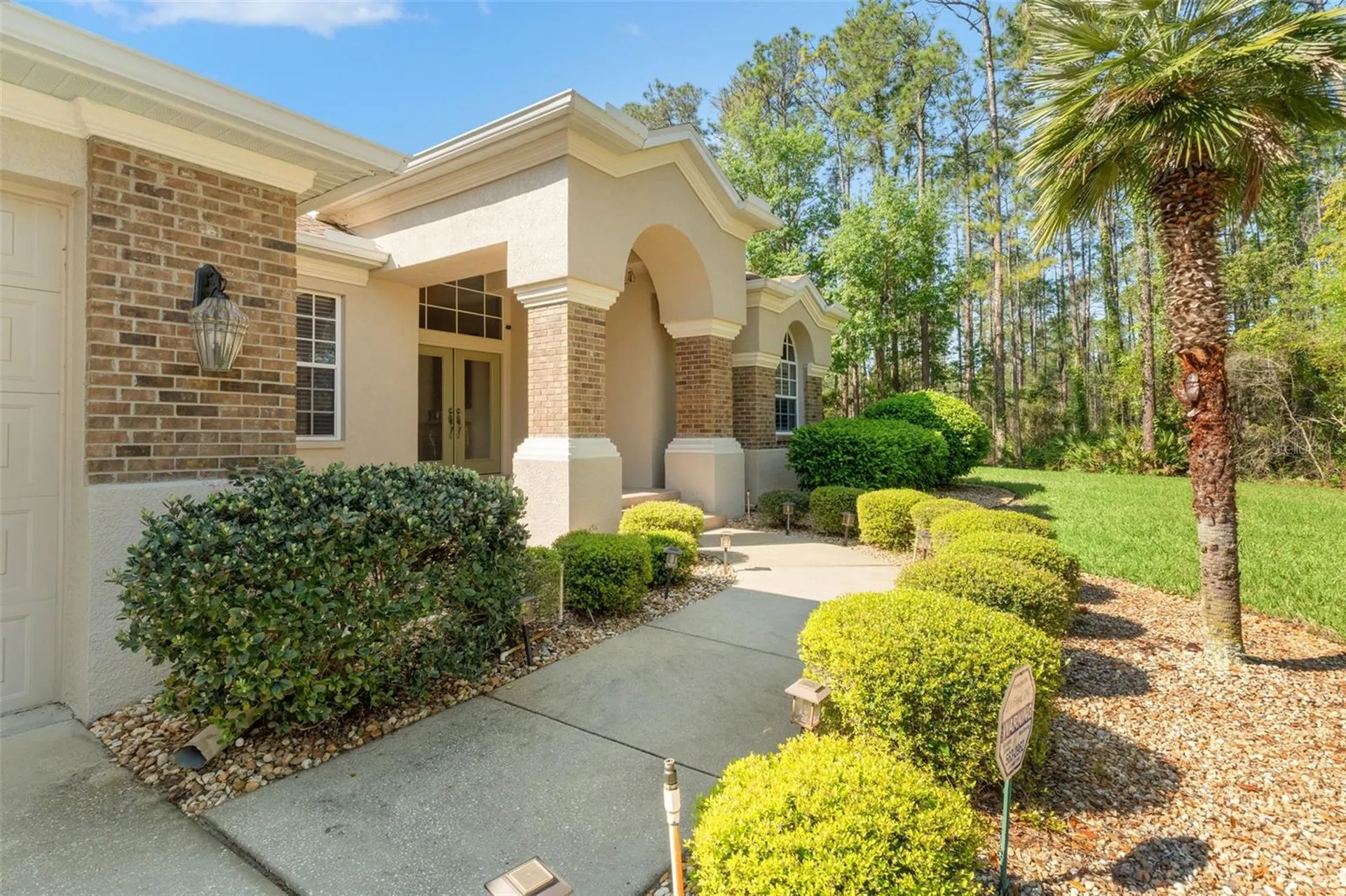10260 Waters Edge Court Weeki Wachee FL 34613