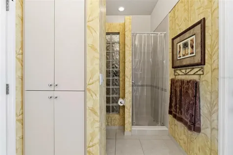 10260 Waters Edge Court Weeki Wachee FL 34613