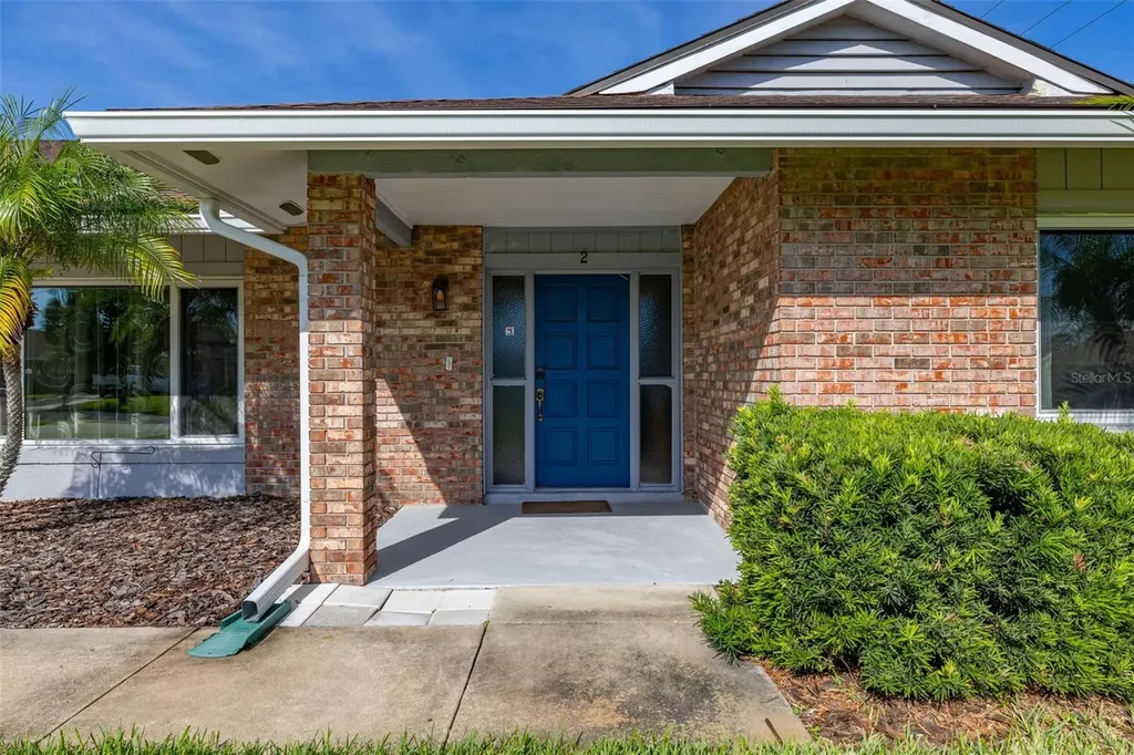 2 Claymont Court S Palm Coast FL 32137