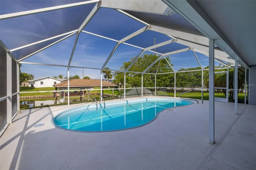 2 Claymont Court S Palm Coast FL 32137