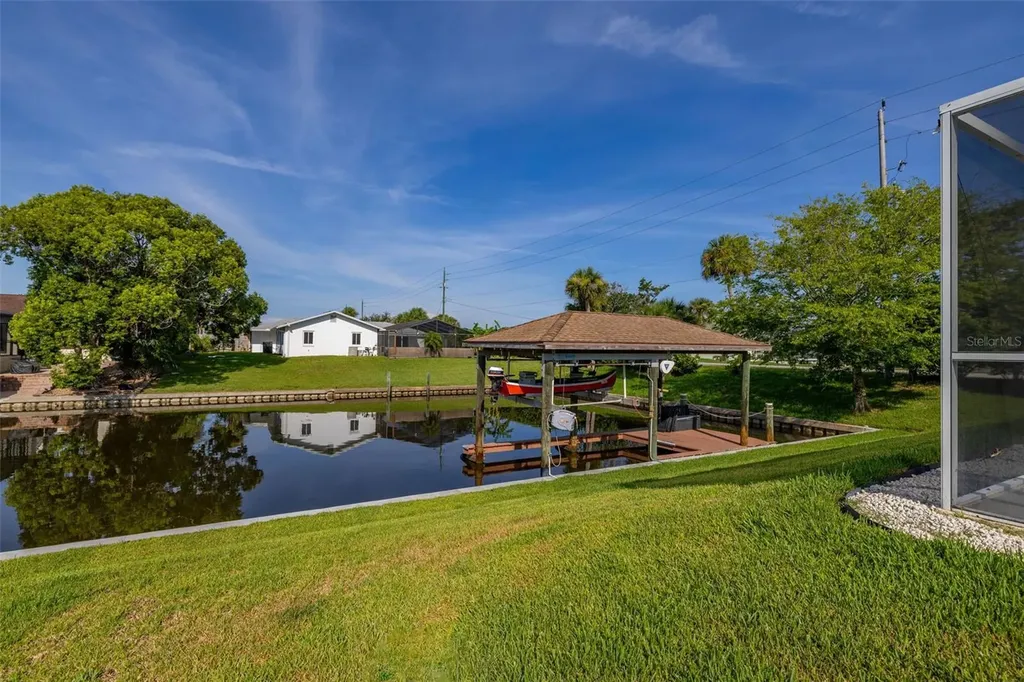 2 Claymont Court S Palm Coast FL 32137