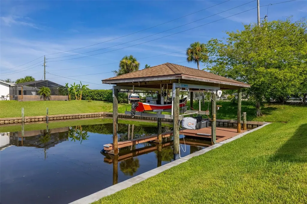 2 Claymont Court S Palm Coast FL 32137
