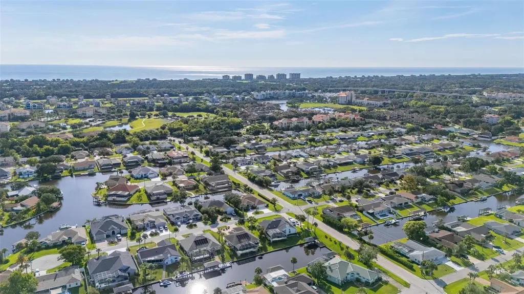 2 Claymont Court S Palm Coast FL 32137